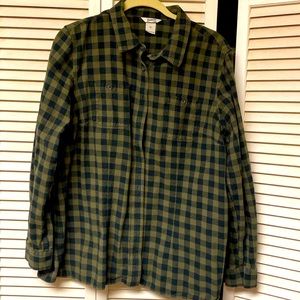 Women’s Fitted flannel button up